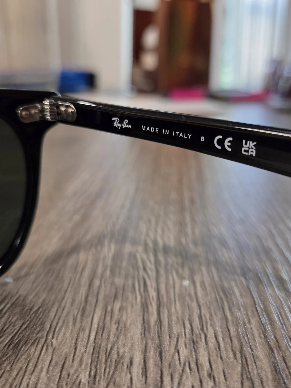 Ray-Ban classic ray